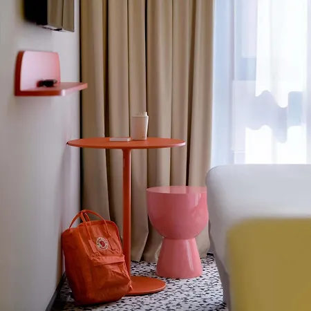 Ibis Budget Hotel 2*