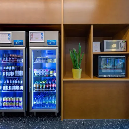 Ibis Budget Hotel 2*
